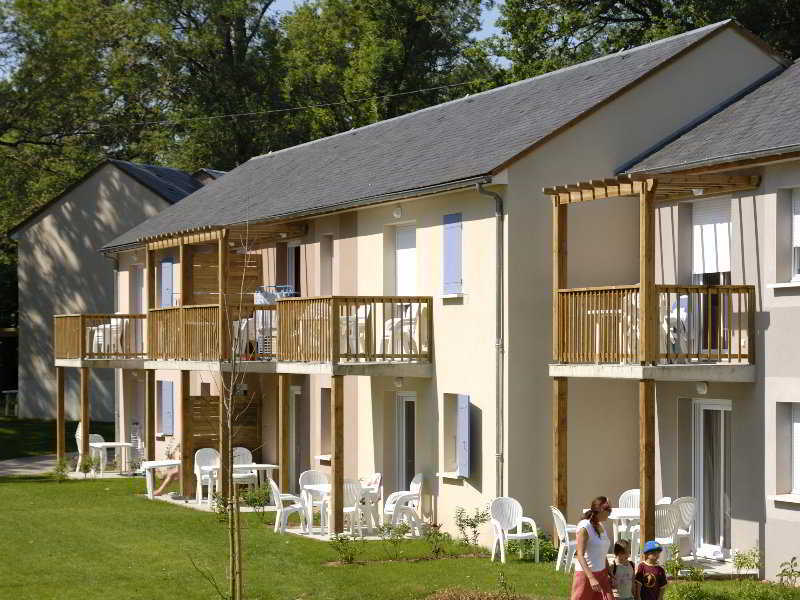 Residence Odalys Le Hameau Du Lac Rignac  Exterior photo