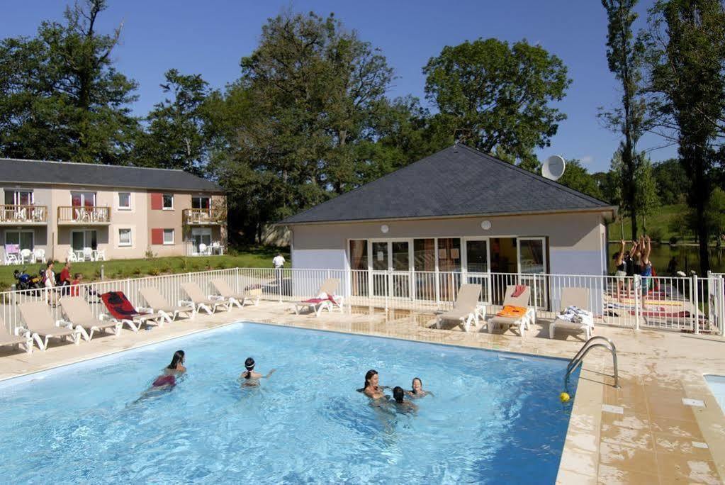 Residence Odalys Le Hameau Du Lac Rignac  Exterior photo